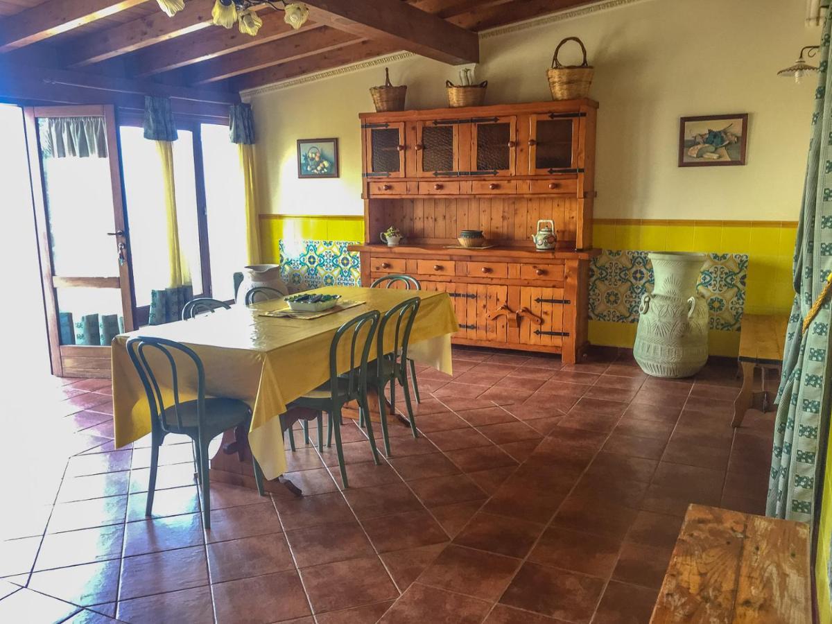 Villa Venere Con Vista Sul Mare サン・ヴィート・ロ・カーポ エクステリア 写真